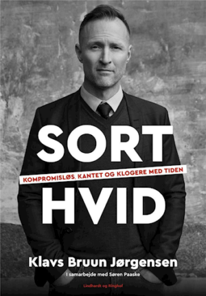 Sort Hvid – Klavs Bruun Jørgensen